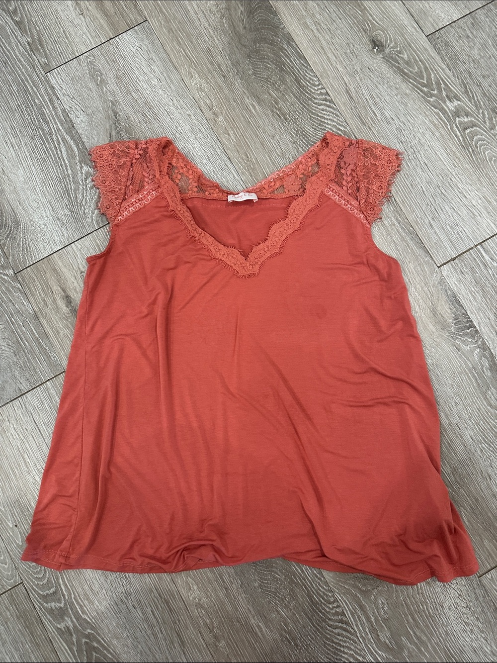 Lace-Trim V-Neck Camisole in Rust